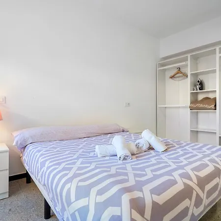 Hauzify I Riera شقة