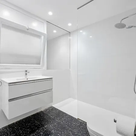 Hauzify I Riera شقة *
